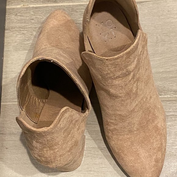 Yoki - Taupe Suede Booties - Picture 3 of 12